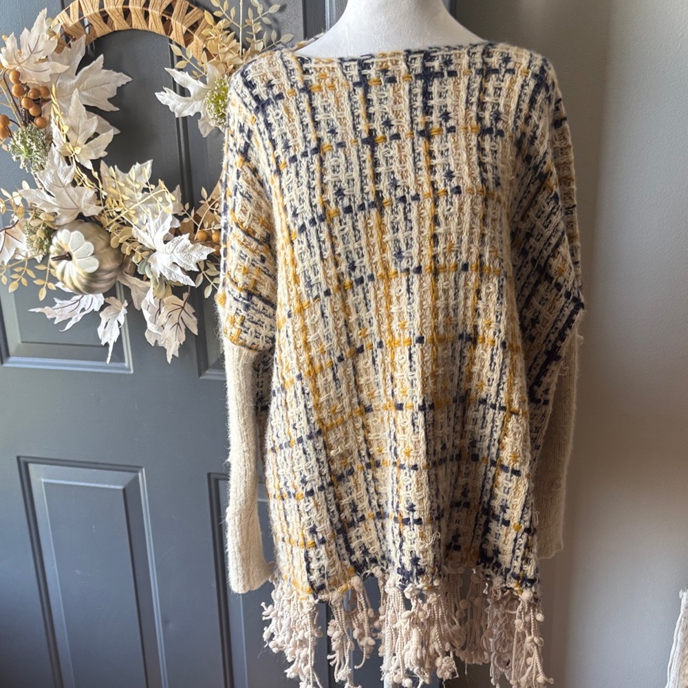 Tea n Rose Yellow and Black Plaid Fringe Poncho